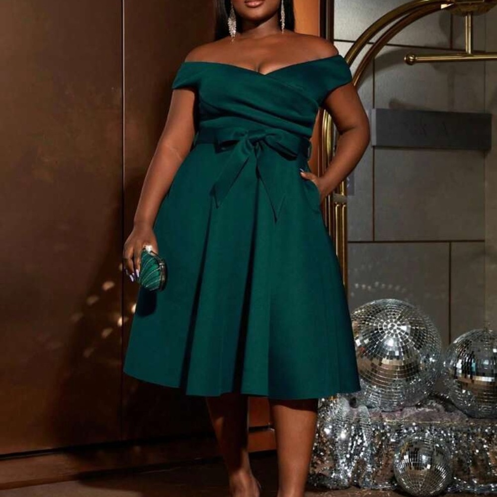 Elegant Off-Shoulder Green Dress